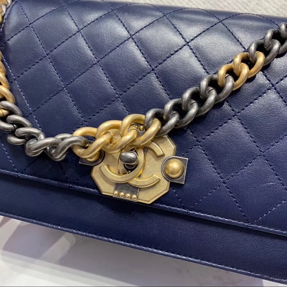 Chanel Flap Bag - Picture 5 of 8